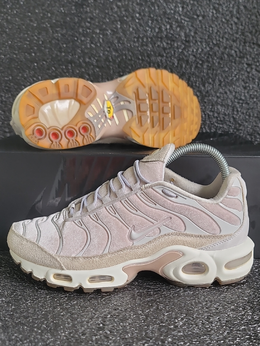 Nike Women's Air Max Plus LX "Pink Particle Rose" Wmns 7.5
